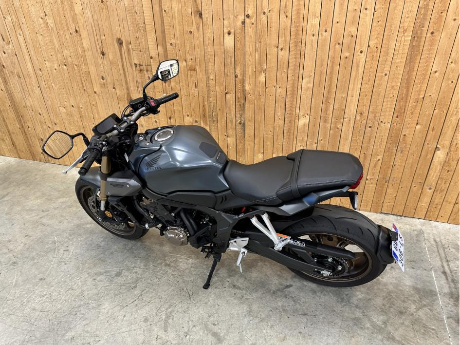 HONDA CB 650 R