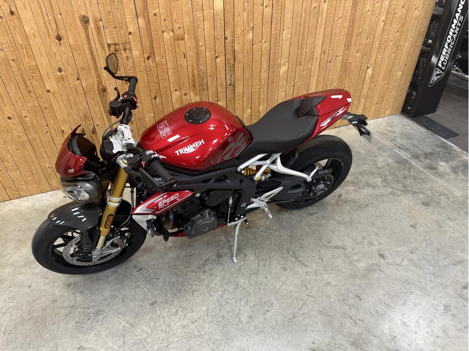 TRIUMPH SPEED TRIPLE 1200 RS