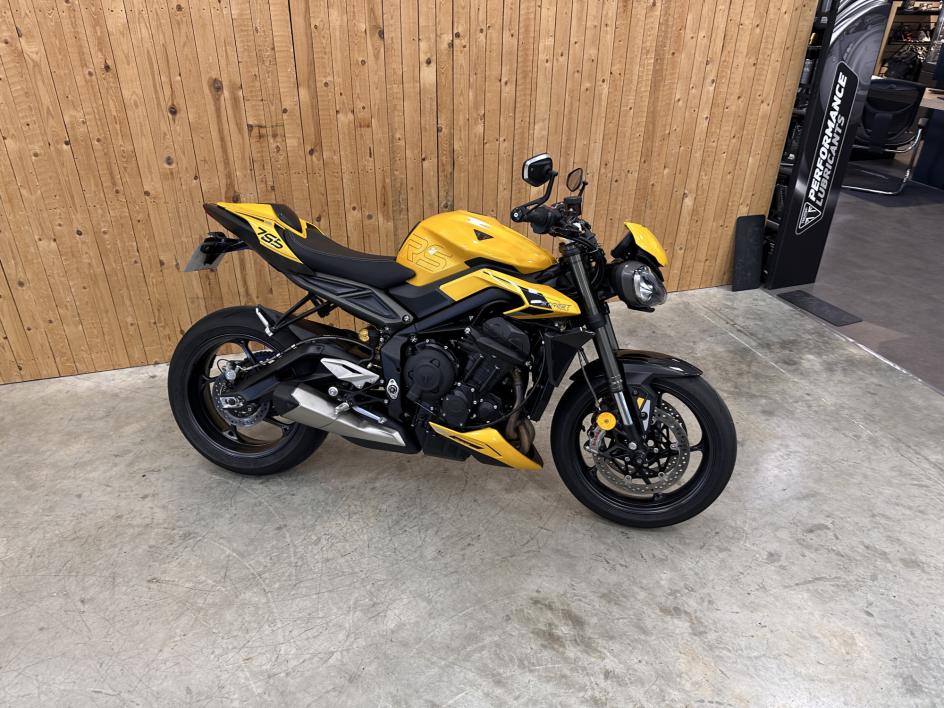 TRIUMPH STREET TRIPLE 765 RS