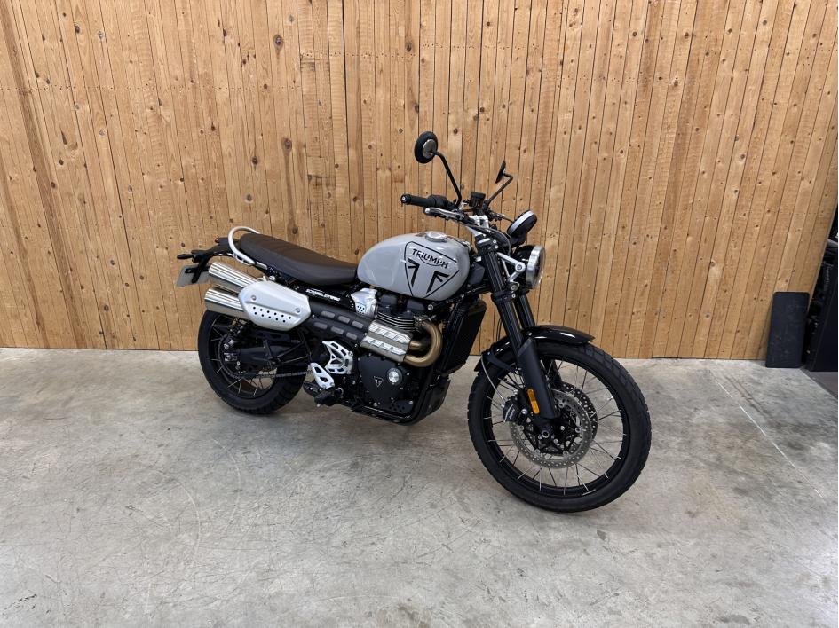 TRIUMPH SCRAMBLER 1200 X
