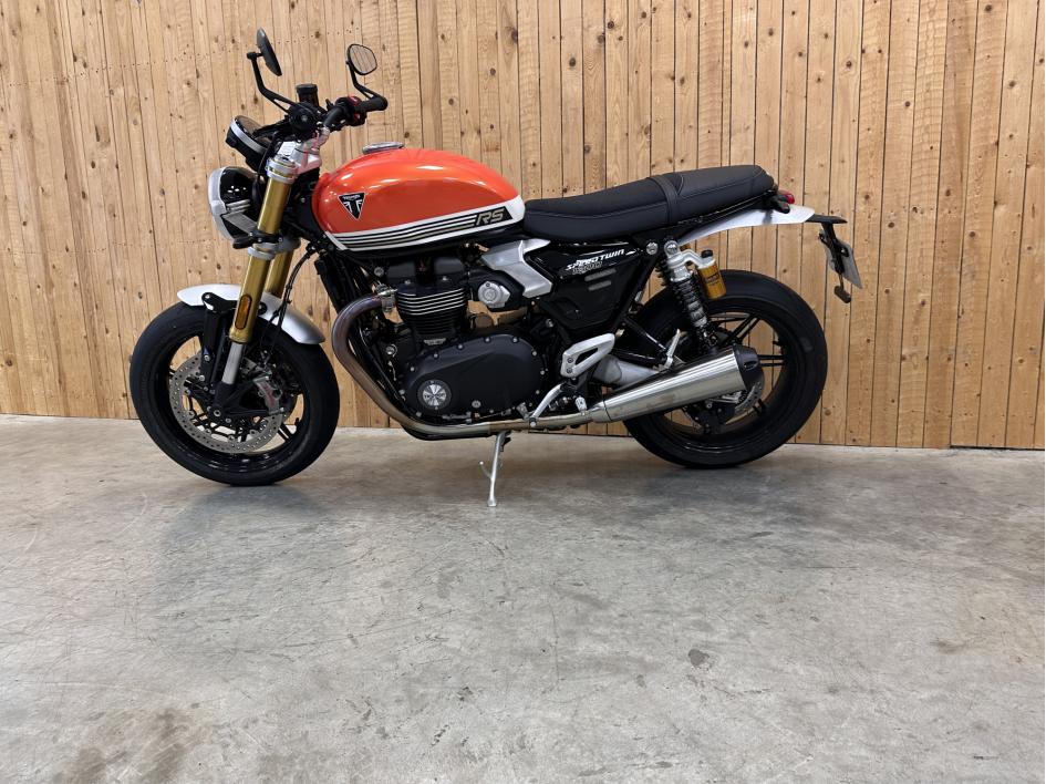 TRIUMPH SPEED TWIN 1200 RS
