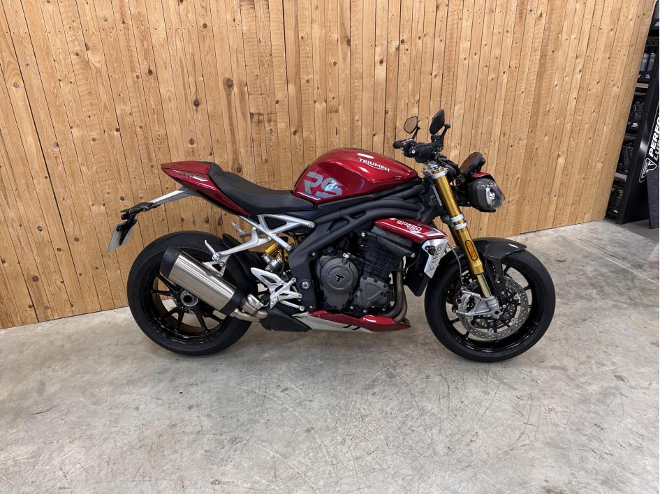 TRIUMPH SPEED TRIPLE 1200 RS