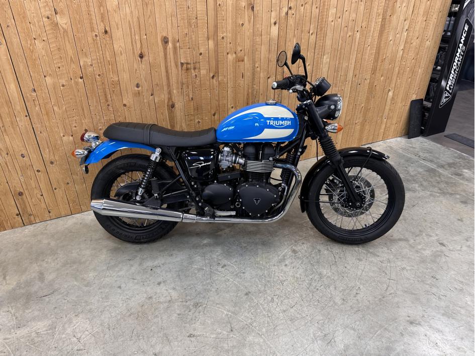 TRIUMPH BONNEVILLE T100 SPIRIT